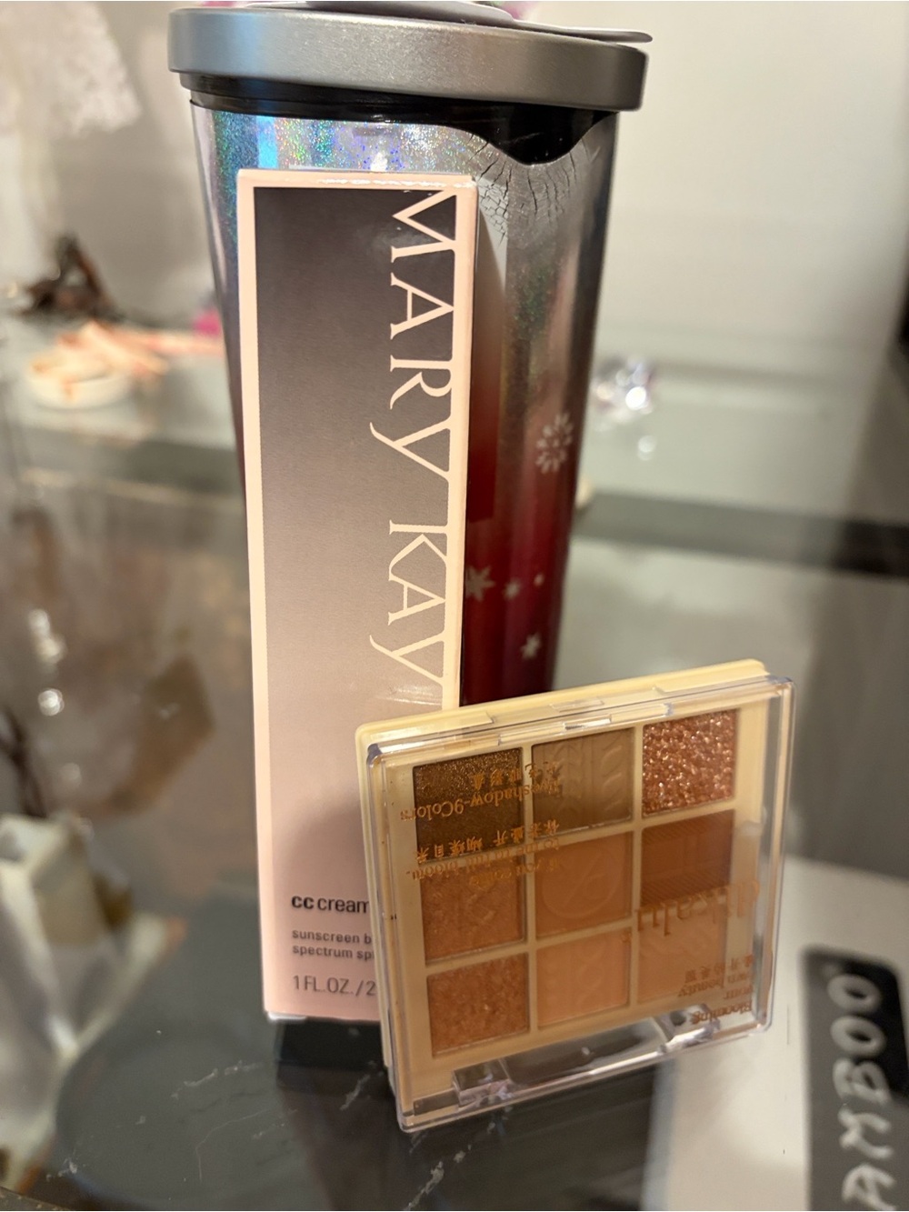 Mary Kay Neutral Eyeshadow Palette - Cream & Gold Shimmers